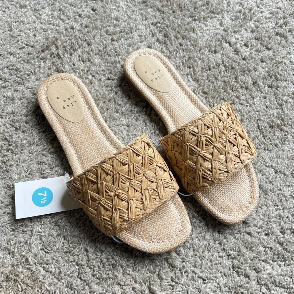 A New Day Women's Beige Woven Sandals - Picture 2 of 4